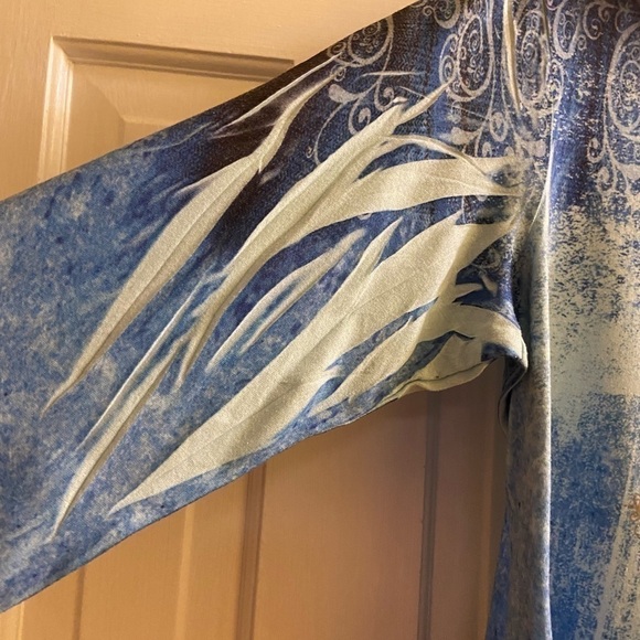 𝅺endless Designs Size Large Blue Top - Picture 8 of 11